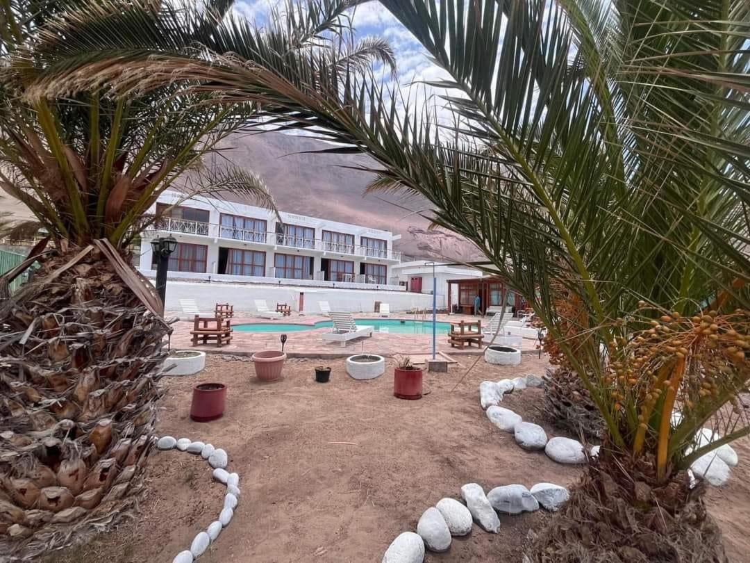 Hotel Josefina Alto Hospicio Exterior foto